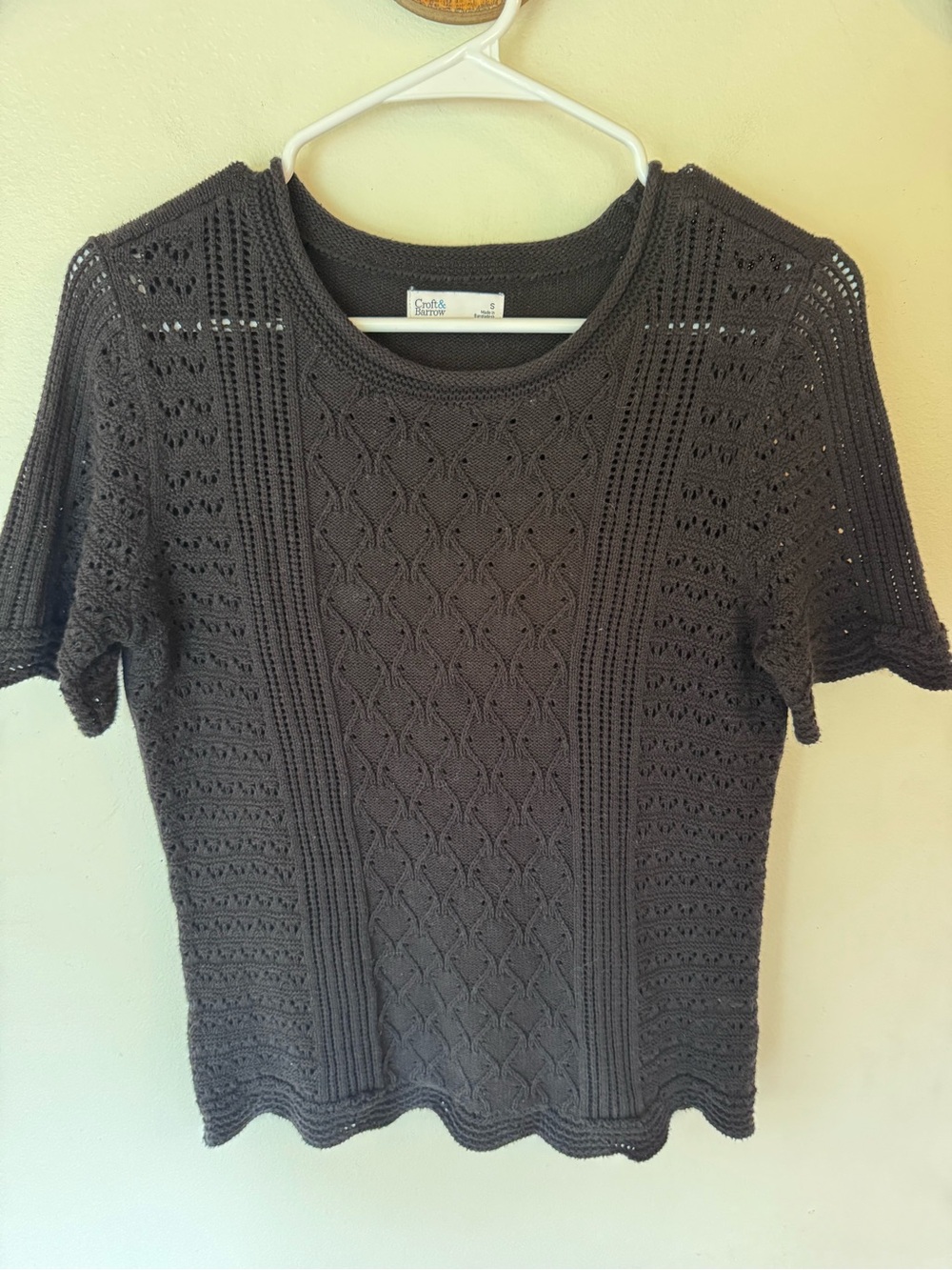 croft & barrow Black Short Sleeve scalloped crochet Knit Top small